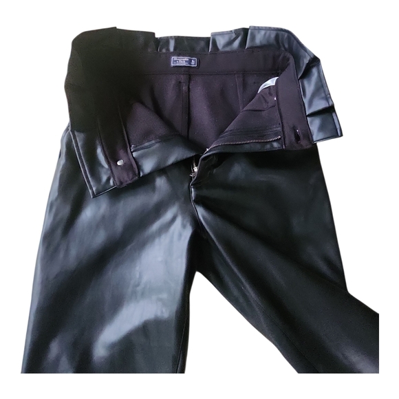 Abercrombie & Fitch Black Faux Leather Paperbag Waist Pants Size Small - Picture 3 of 7
